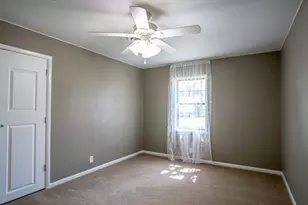 1110 Penrod St, Granbury, TX 76048 - Photo 37