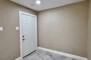 1914 W Northgate Dr, Irving, TX 75062 - Photo 3