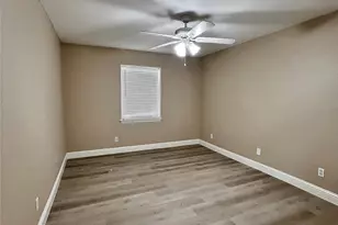 1914 W Northgate Dr, Irving, TX 75062 - Photo 13