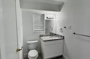 1914 W Northgate Dr, Irving, TX 75062 - Photo 21