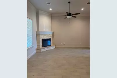 224 Jacinth Lane, Granbury, TX 76049 - Photo 5
