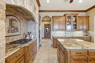 2606 Waters Edge Drive, Granbury, TX 76048 - Photo 9