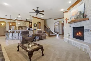 2606 Waters Edge Dr, Granbury, TX 76048 - Photo 7