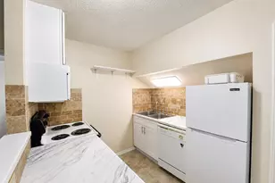 910 Hillside Beach Dr, Little Elm, TX 75068 - Photo 3