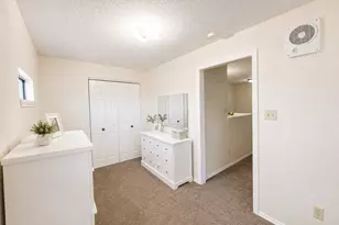 910 Hillside Beach Dr, Little Elm, TX 75068 - Photo 9