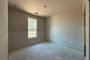 205 Oak Grv Wy, Springtown, TX 76082 - Photo 7