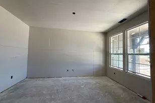 205 Oak Grv Wy, Springtown, TX 76082 - Photo 5