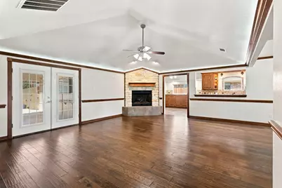 1550 Oak Creek Drive, Lewisville, TX 75077 - Photo 7