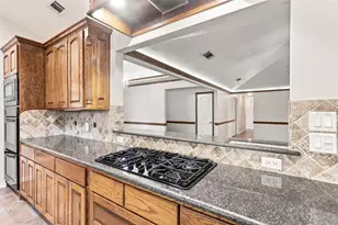 1550 Oak Creek Dr, Lewisville, TX 75077 - Photo 13