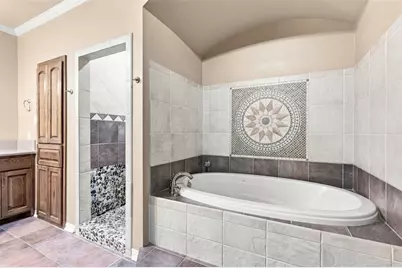 1550 Oak Creek Drive, Lewisville, TX 75077 - Photo 19