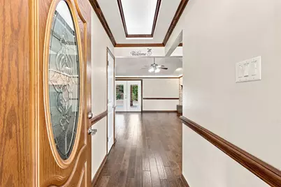 1550 Oak Creek Drive, Lewisville, TX 75077 - Photo 5