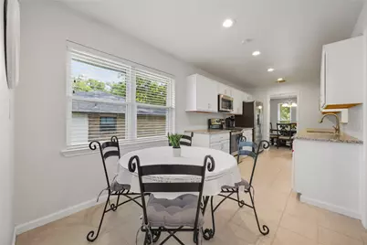 3836 Kiestmeadow Drive, Dallas, TX 75233 - Photo 9