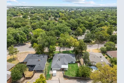 3836 Kiestmeadow Drive, Dallas, TX 75233 - Photo 31