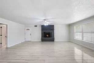 2320 N Edgewood Terrace, Fort Worth, TX 76103 - Photo 9