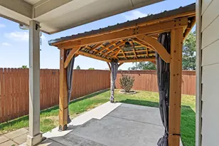 540 Dunmore Dr, Fort Worth, TX 76052 - Photo 27