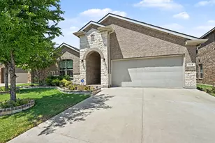 540 Dunmore Dr, Fort Worth, TX 76052 - Photo 1
