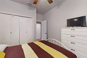 911 Azalia Dr, Lewisville, TX 75067 - Photo 25