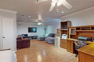 911 Azalia Dr, Lewisville, TX 75067 - Photo 29