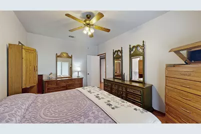 911 Azalia Drive, Lewisville, TX 75067 - Photo 17