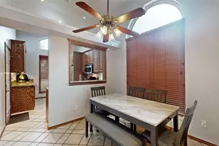 911 Azalia Dr, Lewisville, TX 75067 - Photo 9