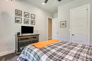 3131 Trailwood Dr E, Burleson, TX 76028 - Photo 23