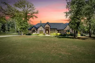 3131 Trailwood Dr E, Burleson, TX 76028 - Photo 1