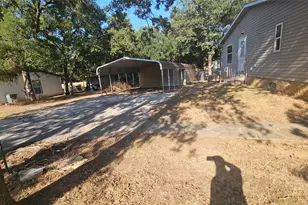 100 Live Oak St, Sanctuary, TX 76020 - Photo 3