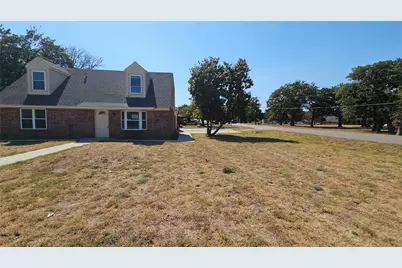 833 James Street, Azle, TX 76020 - Photo 27