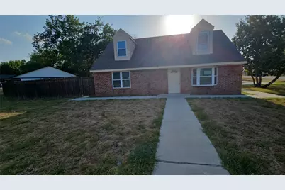 833 James Street, Azle, TX 76020 - Photo 1