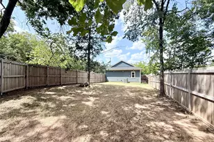 600 E Shepherd St, Denison, TX 75021 - Photo 29
