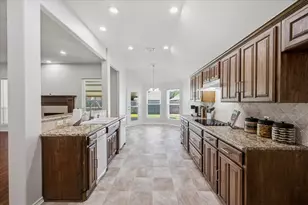 5425 Appalachian Way, Fort Worth, TX 76123 - Photo 11
