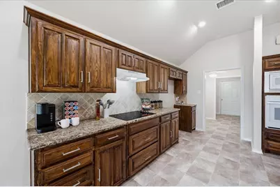 5425 Appalachian Way, Fort Worth, TX 76123 - Photo 11