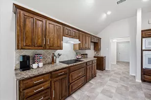 5425 Appalachian Way, Fort Worth, TX 76123 - Photo 11