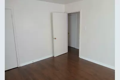 112 N Hatcher Ave, Lewisville, TX 75057 - Photo 13