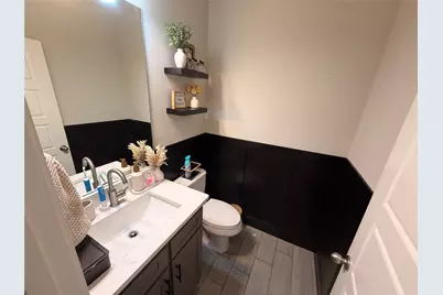 1714 Rosewood Street, Grand Prairie, TX 75050 - Photo 5