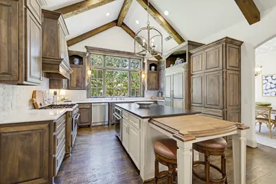 7013 Shinnecock Hills Drive, Fort Worth, TX 76132 - Photo 9