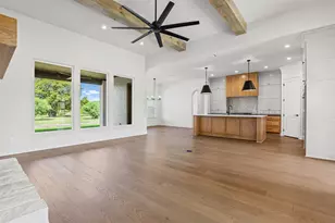 509 Acorn Trl, Granbury, TX 76049 - Photo 11