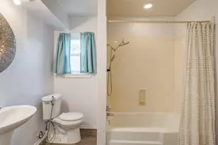 2617 Magnolia Dr, Irving, TX 75062 - Photo 29