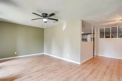 2617 Magnolia Drive, Irving, TX 75062 - Photo 7