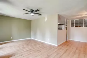 2617 Magnolia Dr, Irving, TX 75062 - Photo 7