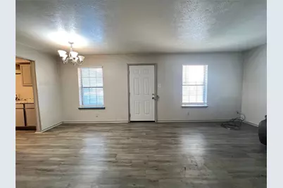 1108 N Elm Street #3, Denton, TX 76201 - Photo 5