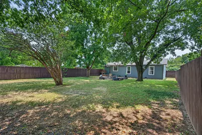 1006 Poindexter Avenue, Cleburne, TX 76033 - Photo 23