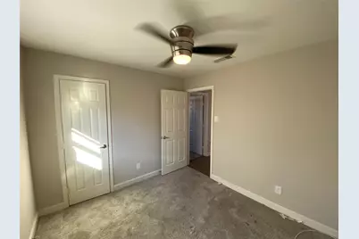 2032 Kings Road, Carrollton, TX 75007 - Photo 9