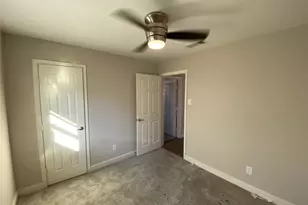 2032 Kings Rd, Carrollton, TX 75007 - Photo 9