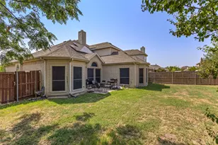 5231 Kathryn Dr, Grand Prairie, TX 75052 - Photo 15