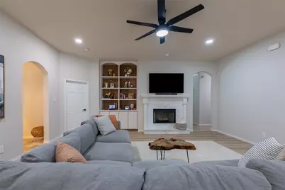 913 Caudle Lane, Savannah, TX 76227 - Photo 19