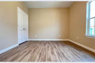504 SW 15th Street, Mineral Wells, TX 76067 - Photo 11