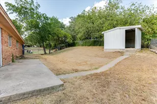 2100 NW 3rd Ave, Mineral Wells, TX 76067 - Photo 23