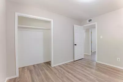 2100 NW 3rd Avenue, Mineral Wells, TX 76067 - Photo 11
