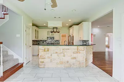 2804 Vermont Court, Arlington, TX 76001 - Photo 5